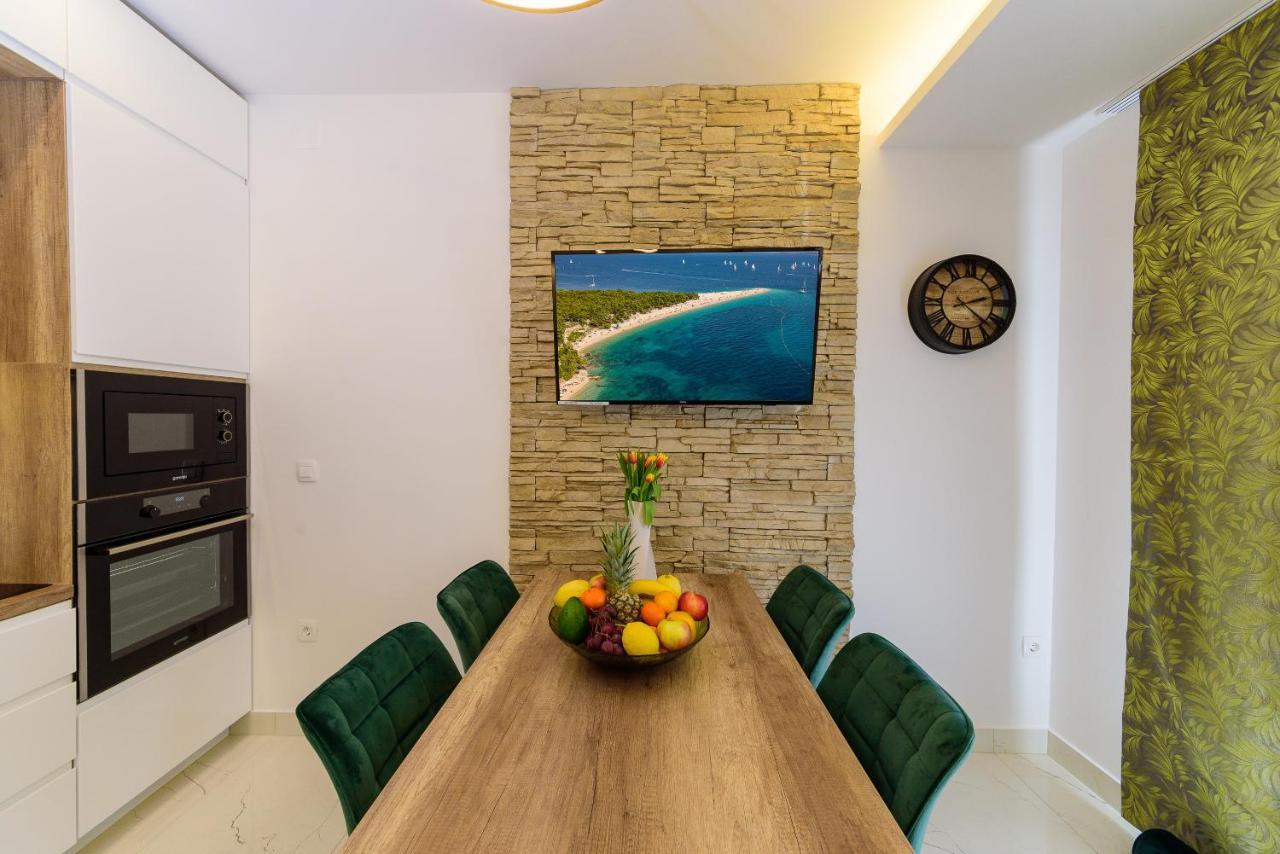 Apartmani Bokin 볼 외부 사진