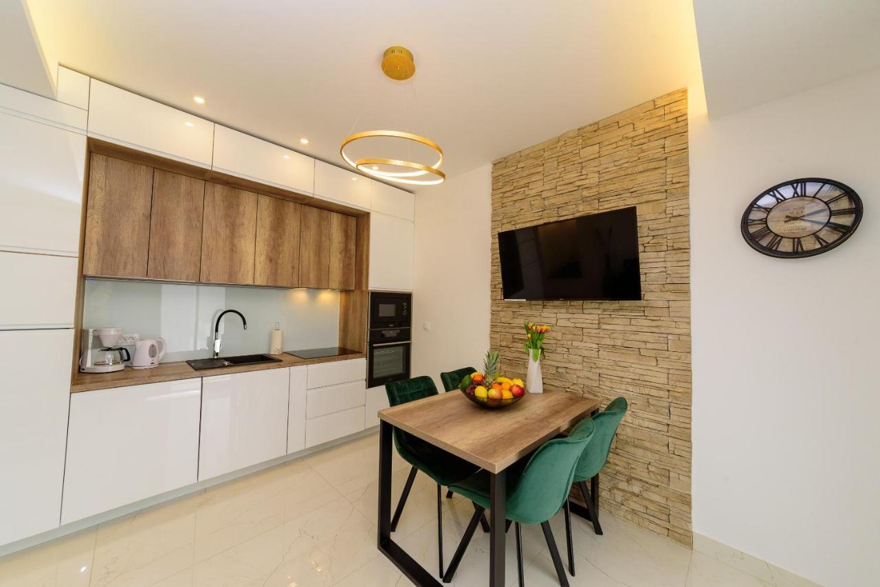Apartmani Bokin 볼 외부 사진