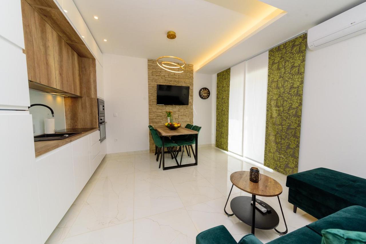 Apartmani Bokin 볼 외부 사진